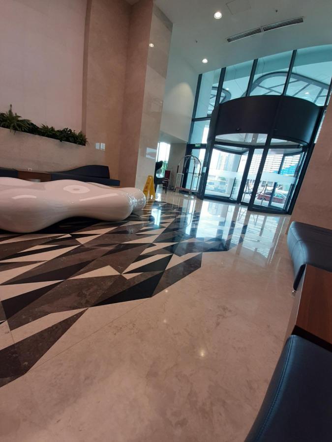 Luxury Apartments With Sea View Batumi Exterior photo